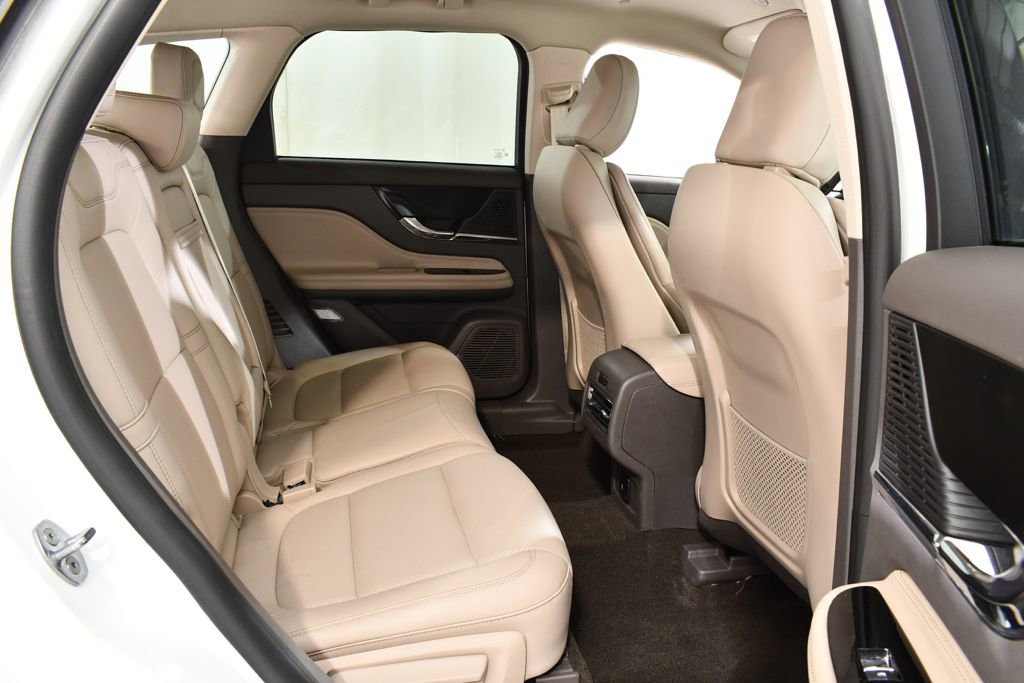 Used 2022 Lincoln Corsair AWD w/ Equipment Group 101A image 19
