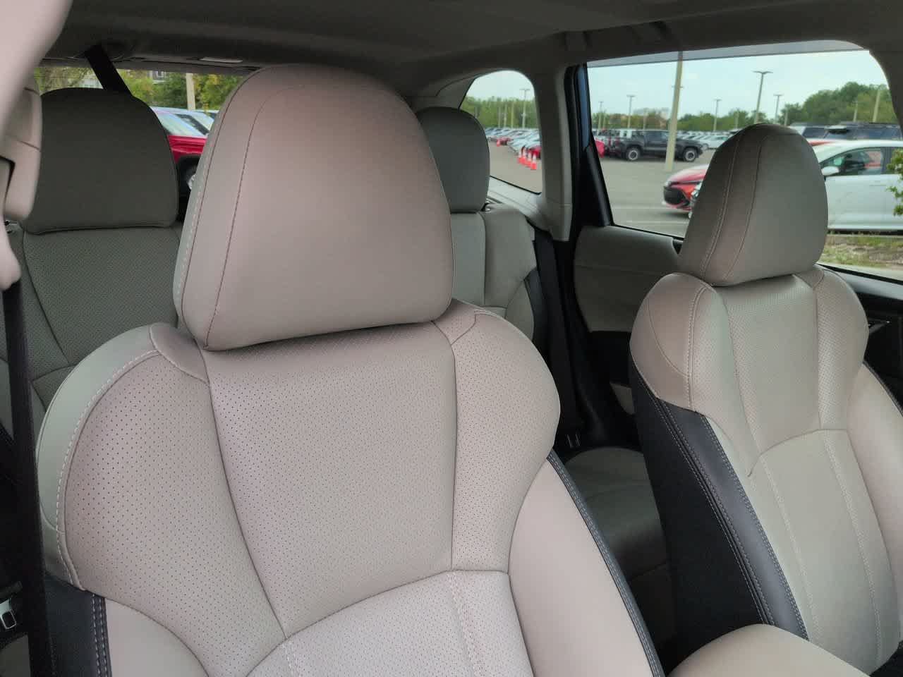 Used 2023 Subaru Forester Limited AWD/4WD image 7