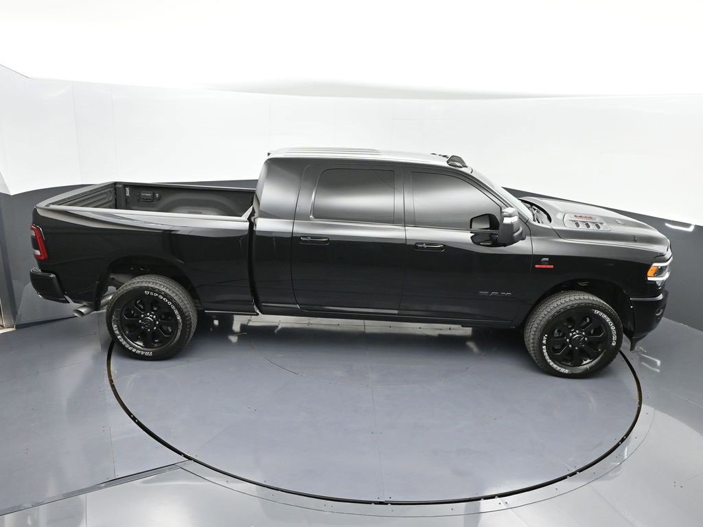 Used 2024 RAM 3500 Laramie w/ Night Edition image 42