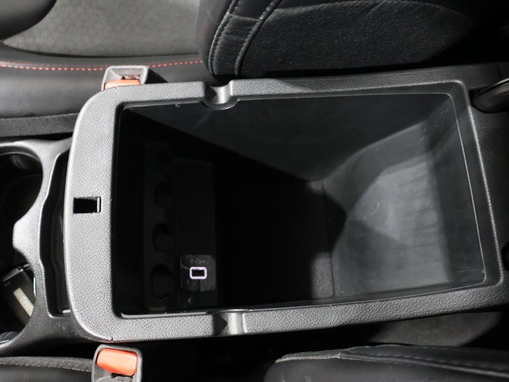 Used 2021 Jeep Cherokee Trailhawk image 32