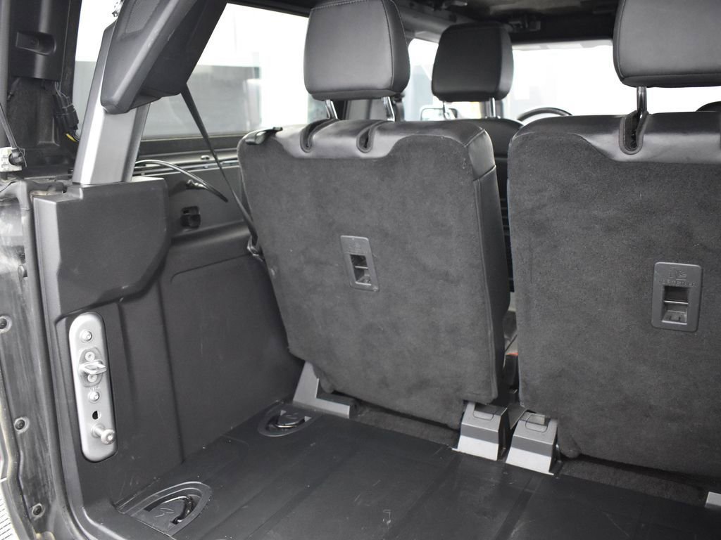 Used 2022 Ford Bronco Black Diamond image 35