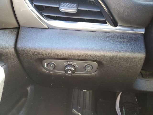 Used 2018 Chevrolet Traverse LT AWD/4WD image 23