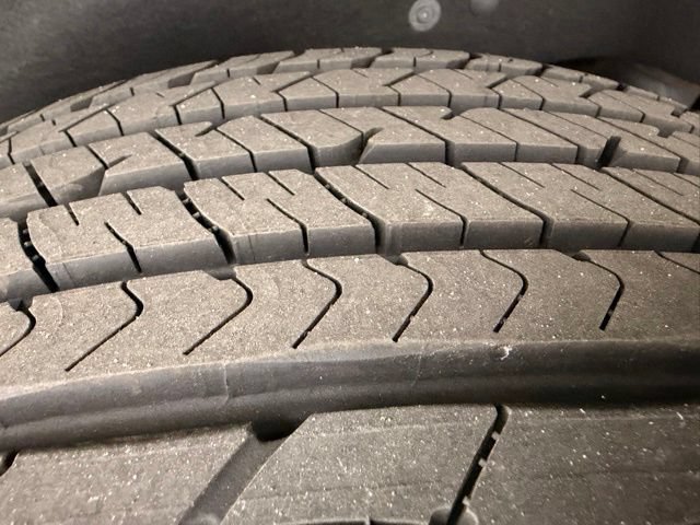 Used 2019 Chevrolet Tahoe Premier AWD/4WD image 13
