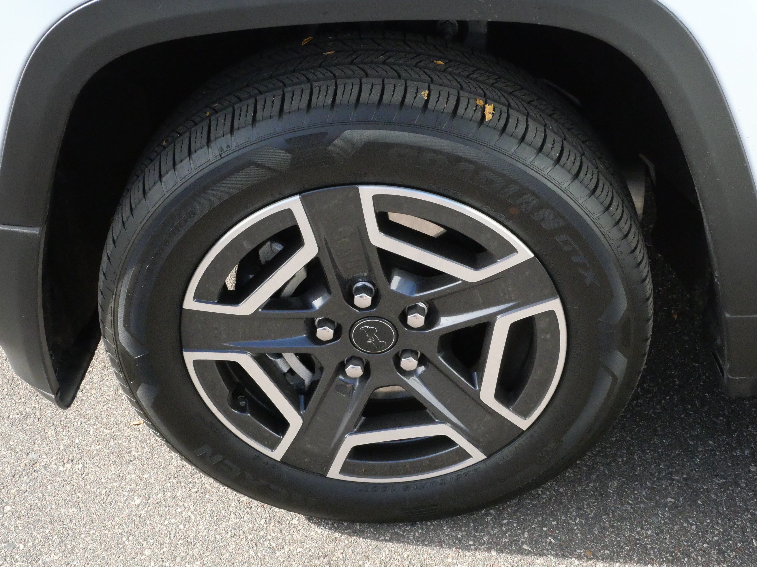 Used 2026 Jeep Cherokee Limited AWD/4WD image 16