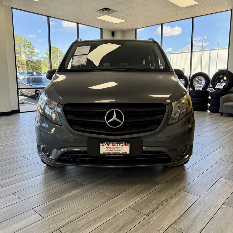 Used 2016 Mercedes-Benz Metris Passenger image 2