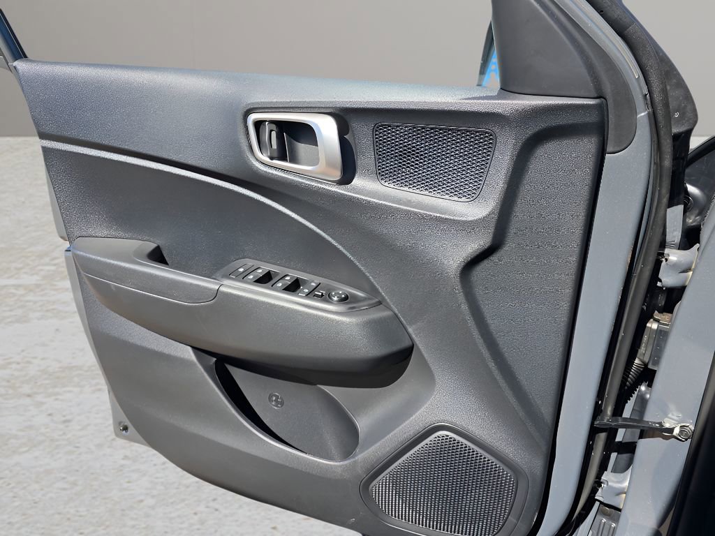 New 2026 Hyundai Venue SEL image 16