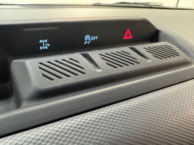 Used 2022 Ford Bronco 4-Door AWD/4WD image 26