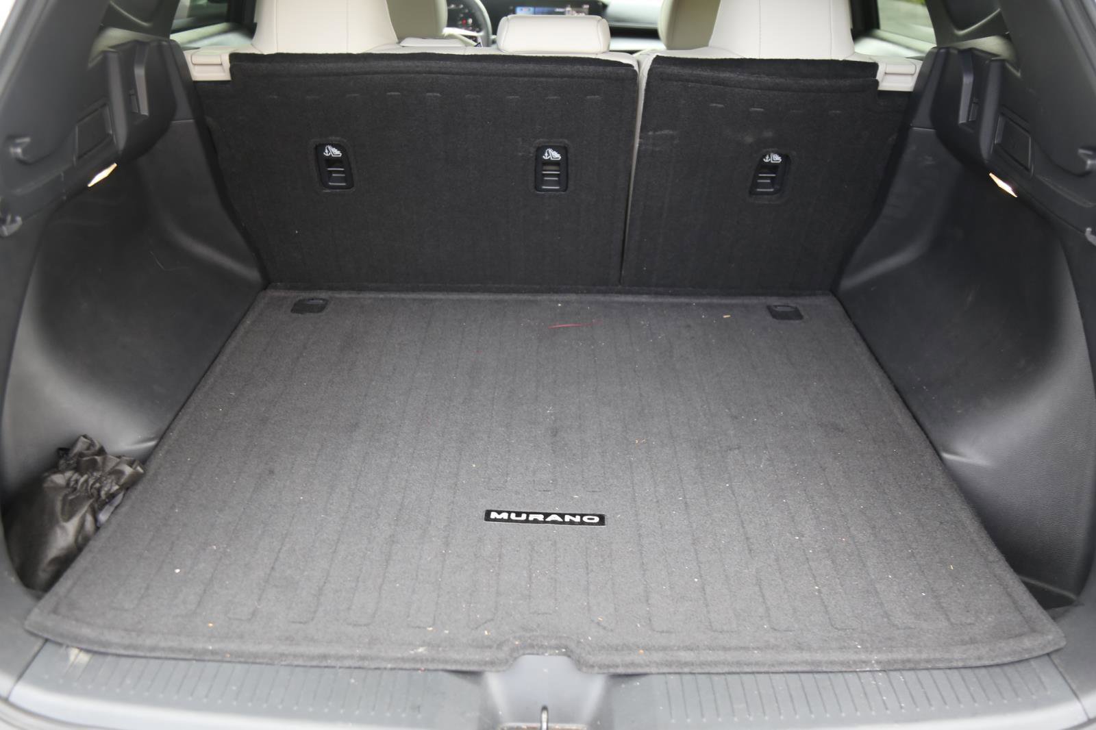 Used 2025 Nissan Murano SV FWD image 19