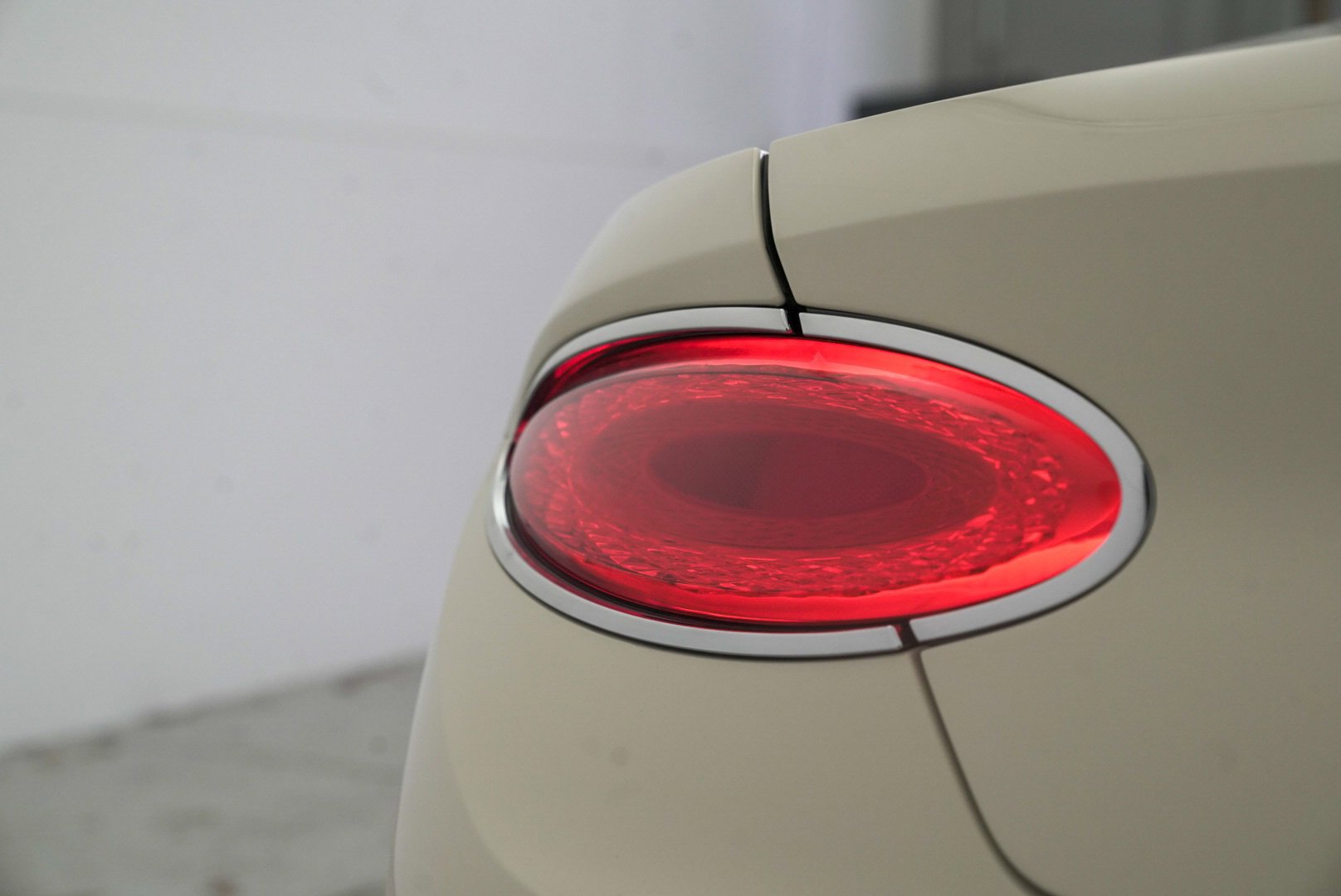 Used 2023 Bentley Continental GT Azure image 65