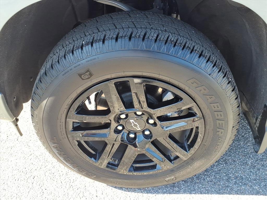 New 2025 Chevrolet Silverado 1500 Custom w/ Rally Edition image 9