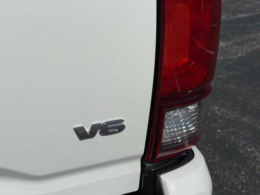 Used 2019 Toyota Tacoma TRD Sport image 6