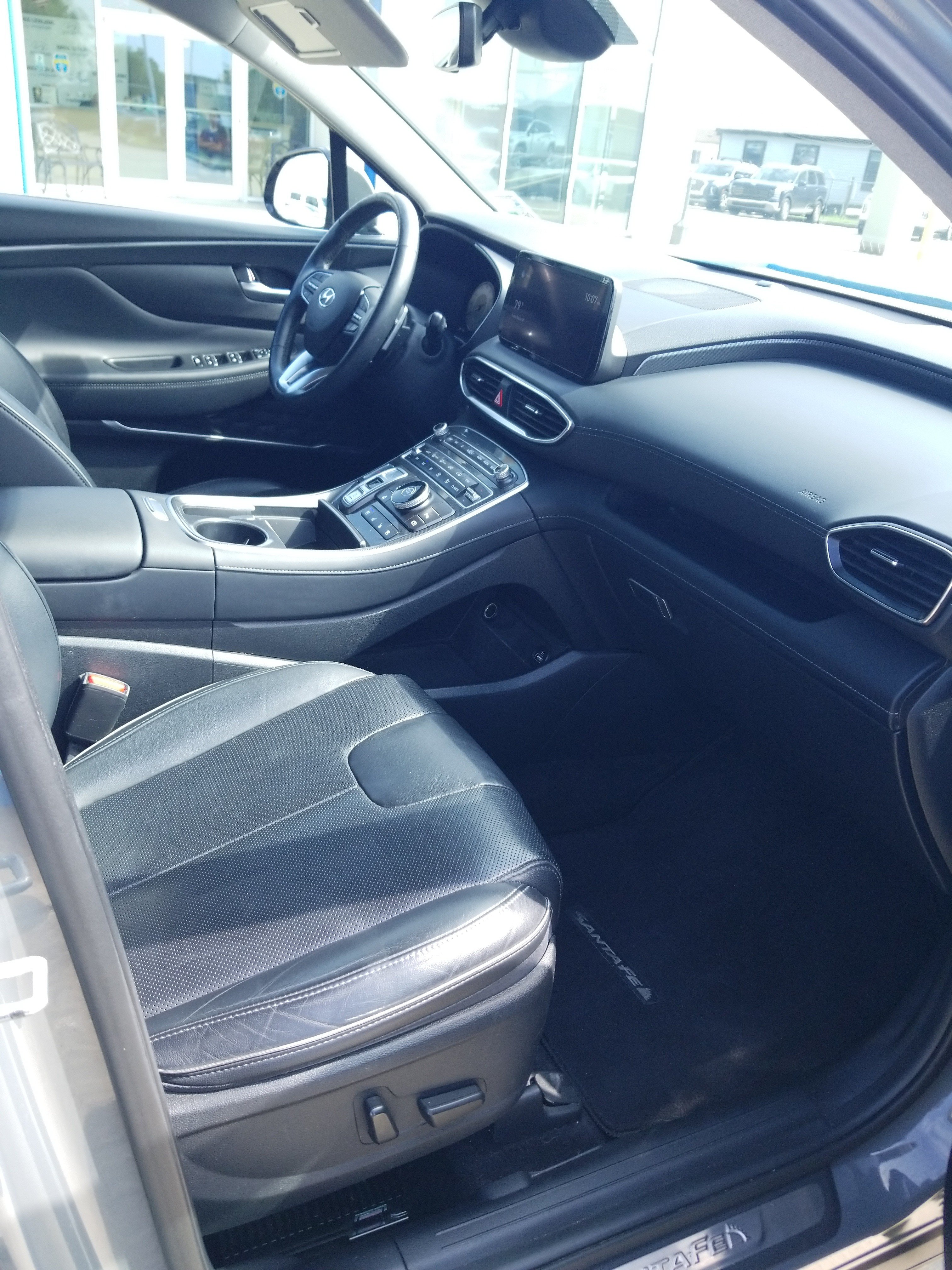 Used 2021 Hyundai Santa Fe Limited FWD image 16