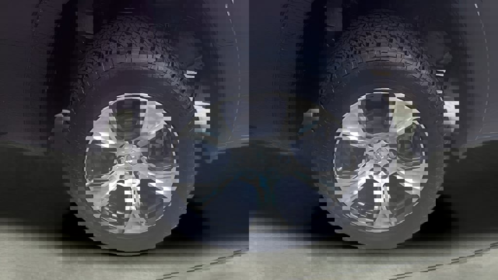 Used 2019 RAM 1500 Laramie image 9