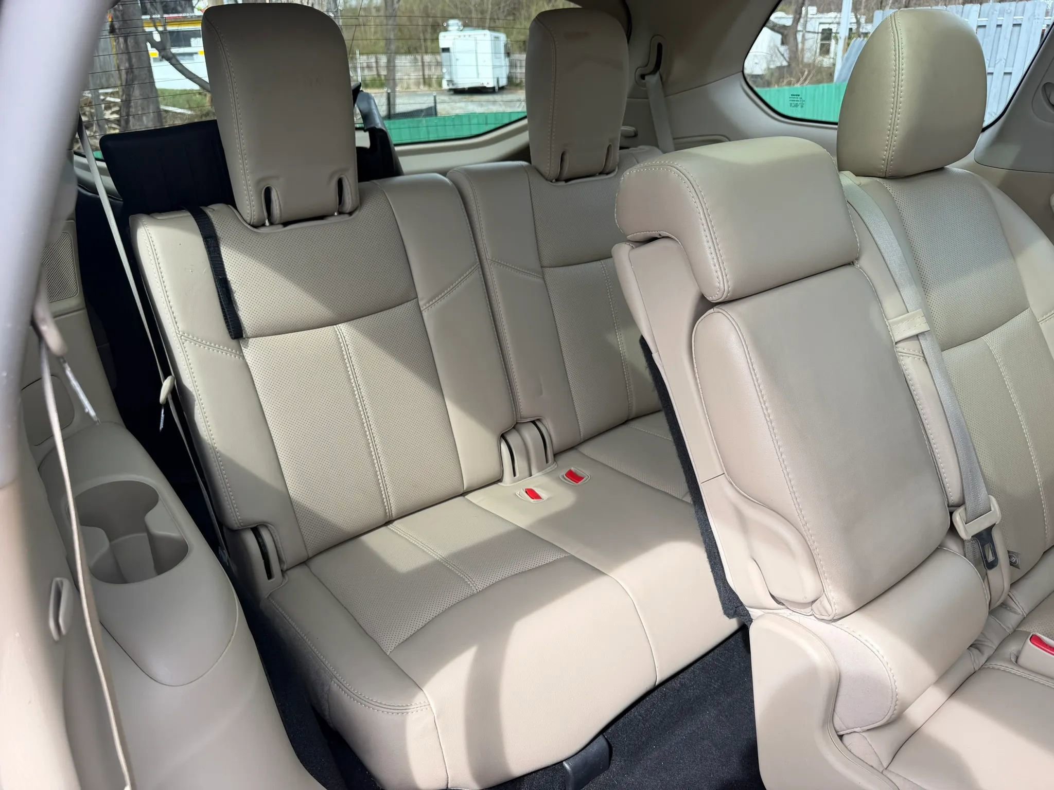 Used 2020 Nissan Pathfinder Platinum image 25