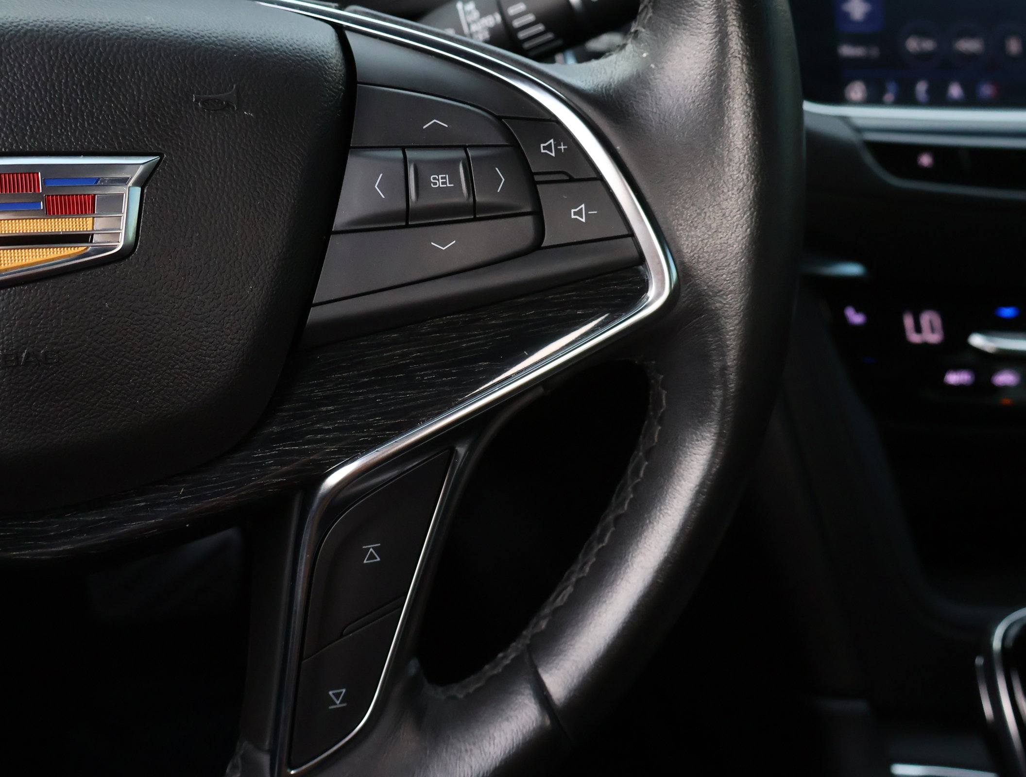 Used 2021 Cadillac XT5 Premium Luxury image 17