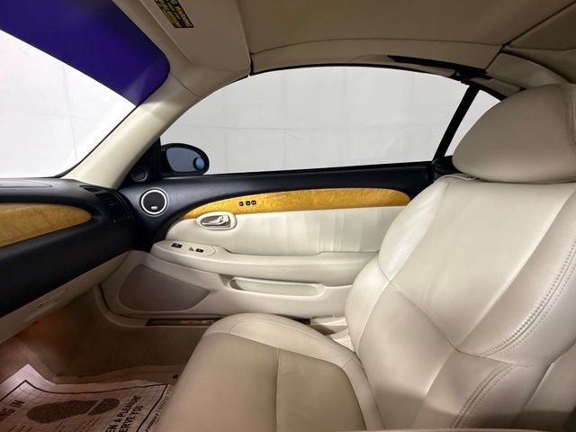 Used 2005 Lexus SC 430 Convertible RWD image 23