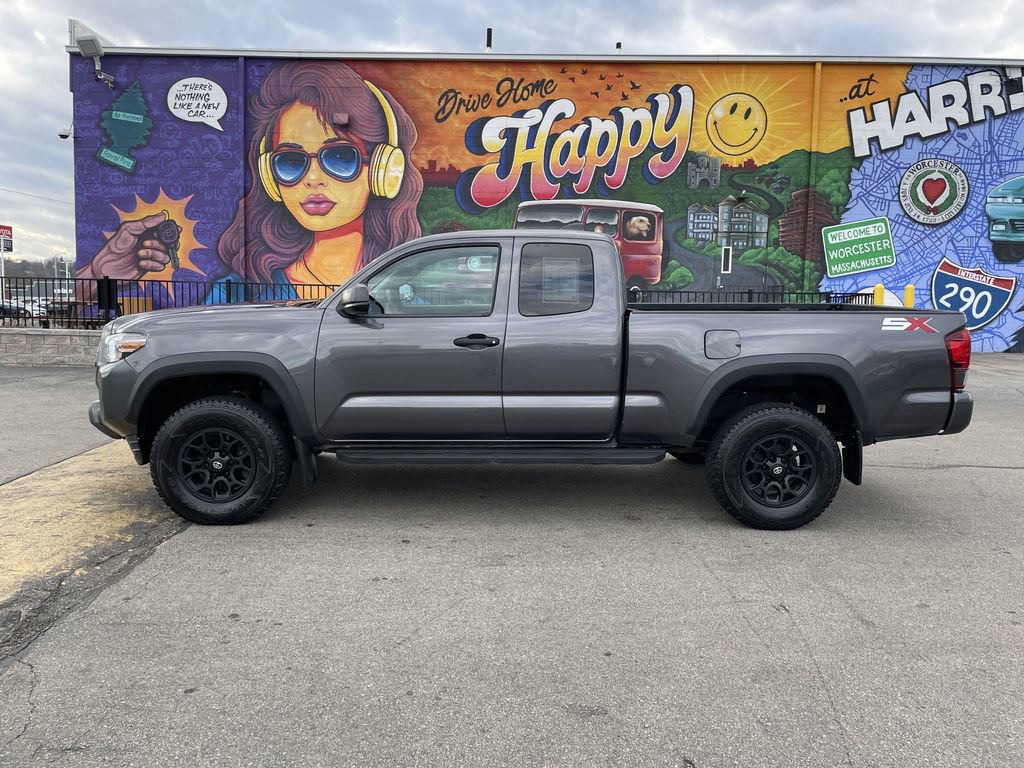 Certified 2020 Toyota Tacoma SR w/ SX Package AWD/4WD image 2