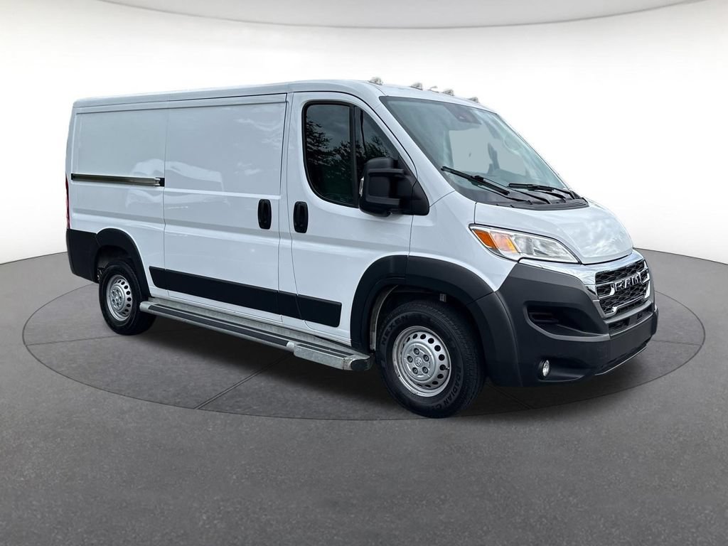 Used 2025 RAM ProMaster 2500 w/ U-Haul Equipment Group FWD image 8