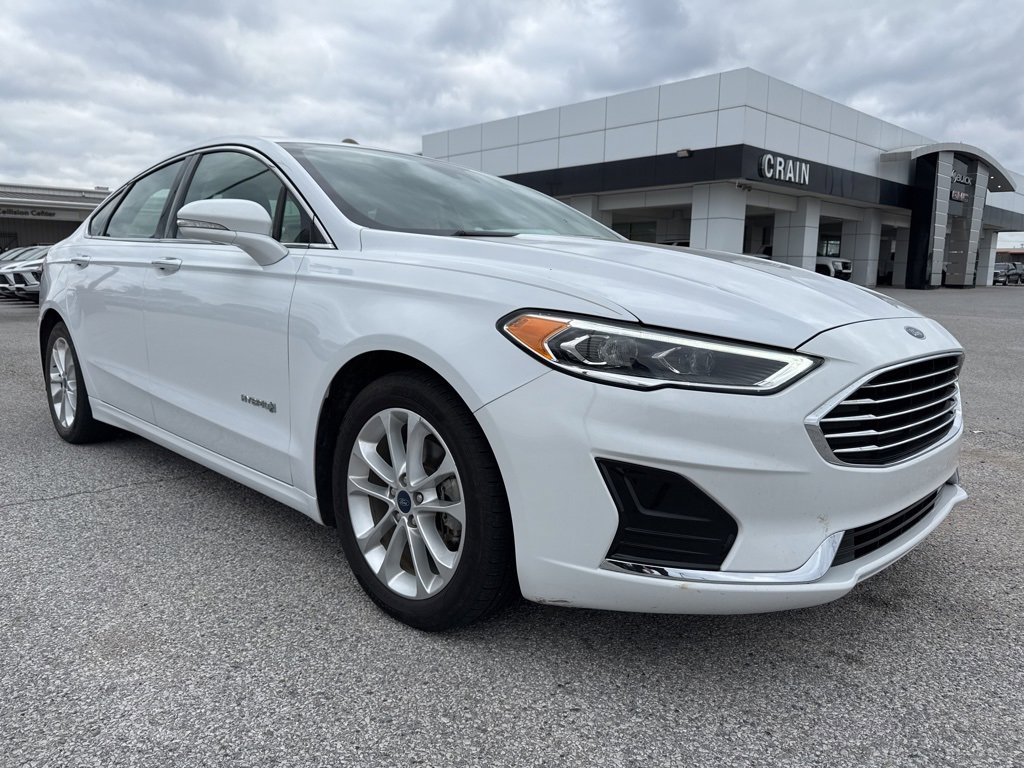 Used 2019 Ford Fusion SEL image 29
