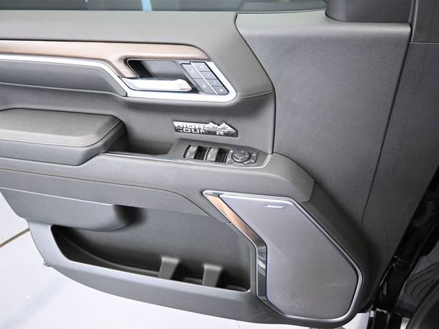New 2025 Chevrolet Silverado 1500 High Country image 36