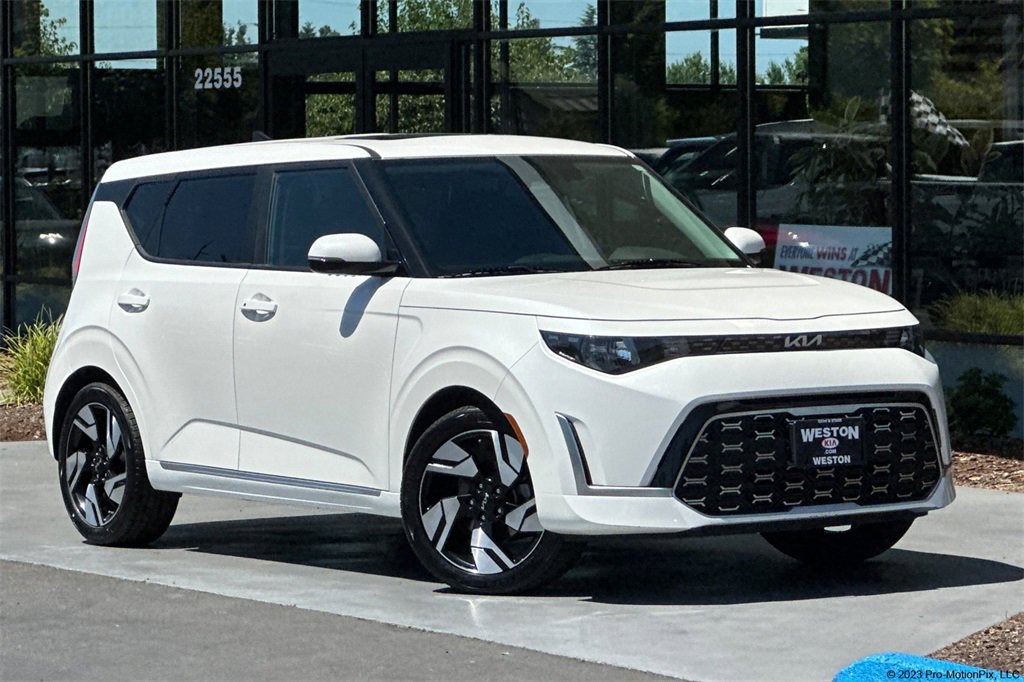 Certified 2023 Kia Soul GT-Line image 1