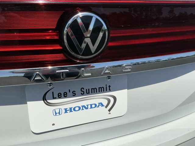 Used 2024 Volkswagen Atlas SEL AWD/4WD image 5