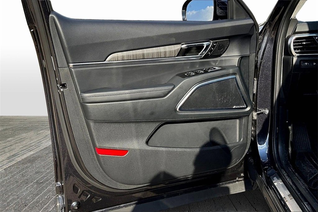 Certified 2025 Kia Telluride SX Prestige image 18