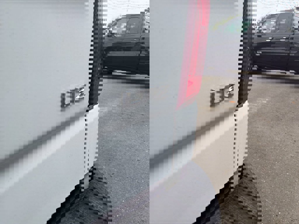 Used 2023 Chevrolet Silverado 1500 LTZ image 7