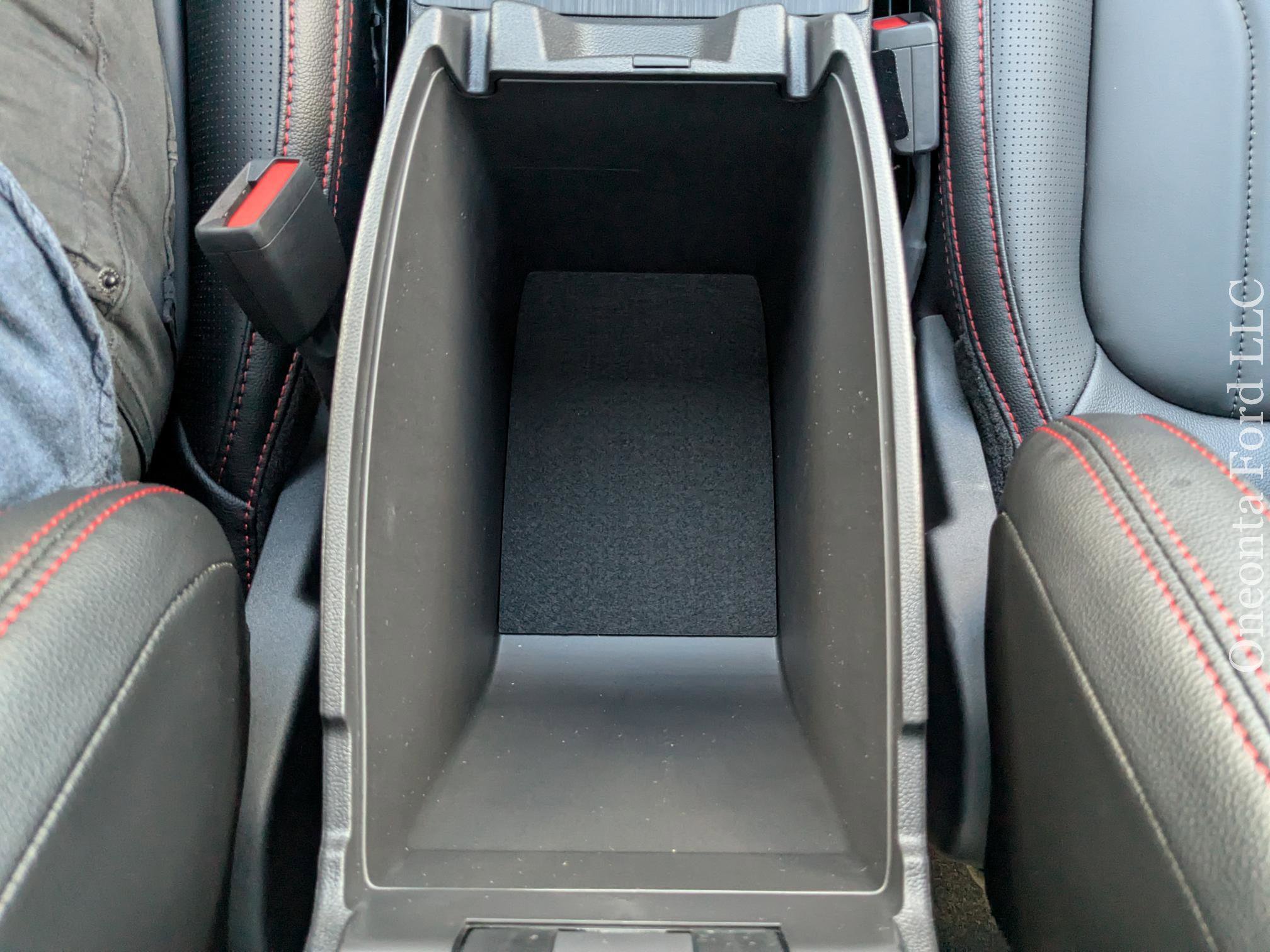 New 2025 Ford Escape ST-Line Elite image 31