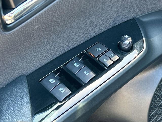 Used 2018 Toyota Prius Four Touring w/ Premium Convenience Package FWD image 24