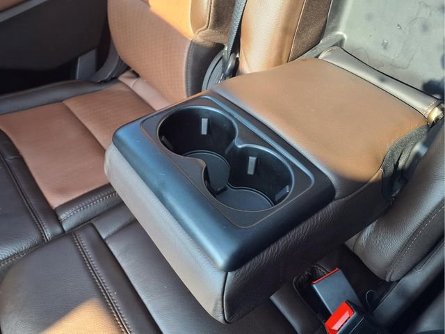 Used 2021 Ford Explorer King Ranch w/ Premium Technology Package AWD/4WD image 16