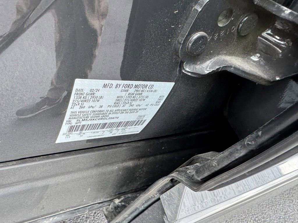 Used 2024 Lincoln Aviator Black Label w/ Dynamic Handling Package AWD/4WD image 26