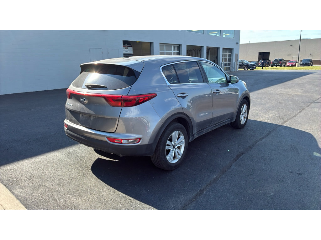 Used 2018 Kia Sportage LX FWD image 6
