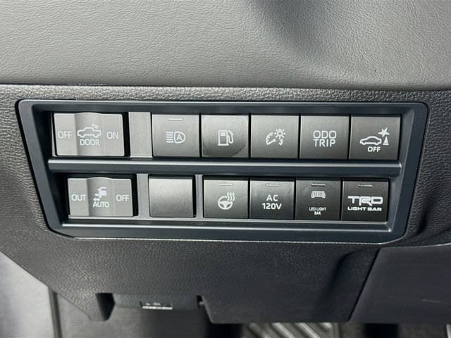 New 2026 Toyota Tundra Platinum w/ Tow Tech Package AWD/4WD image 10