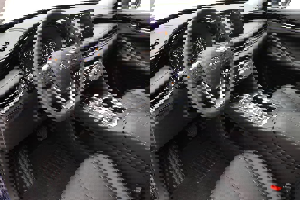 Used 2023 INFINITI QX60 Pure image 16