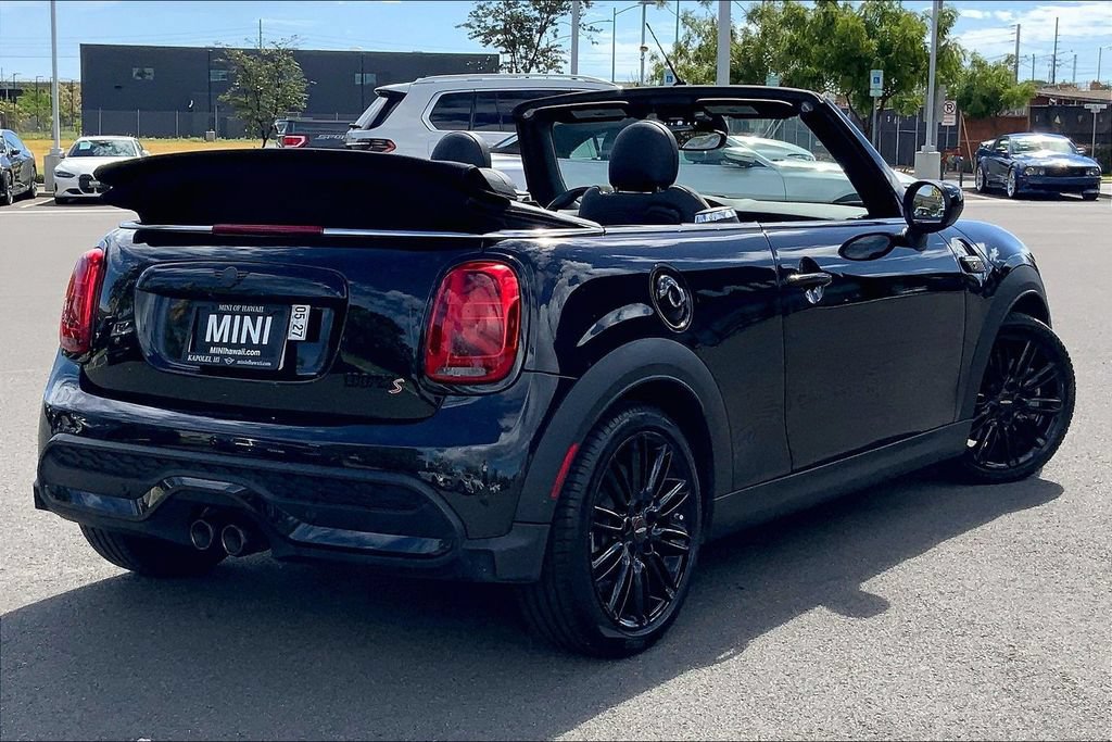 Used 2023 MINI Cooper S w/ Signature Upholstery Package FWD image 12