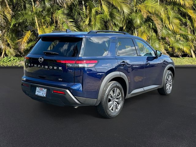 Used 2024 Nissan Pathfinder SV image 5