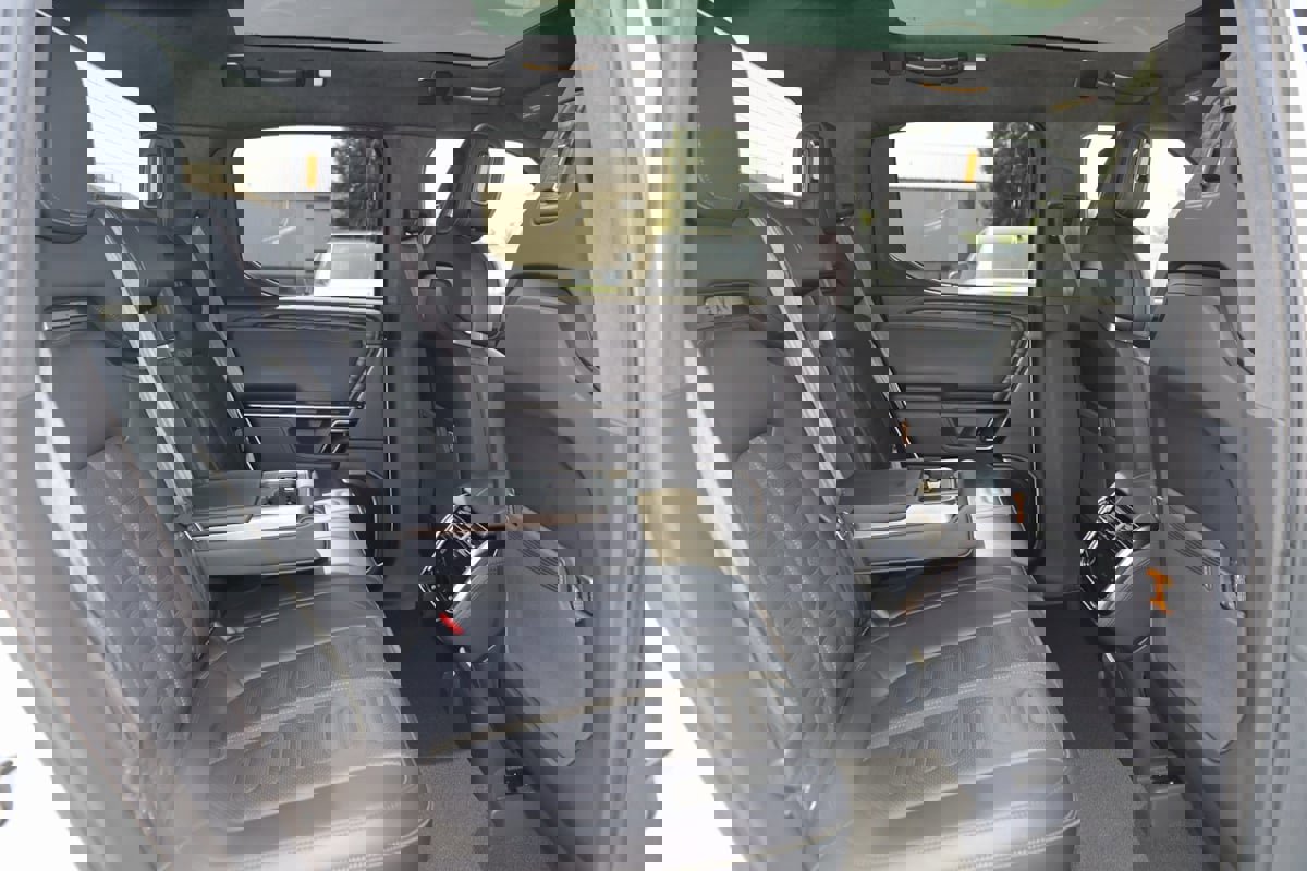 Used 2022 Rivian R1T Adventure image 15