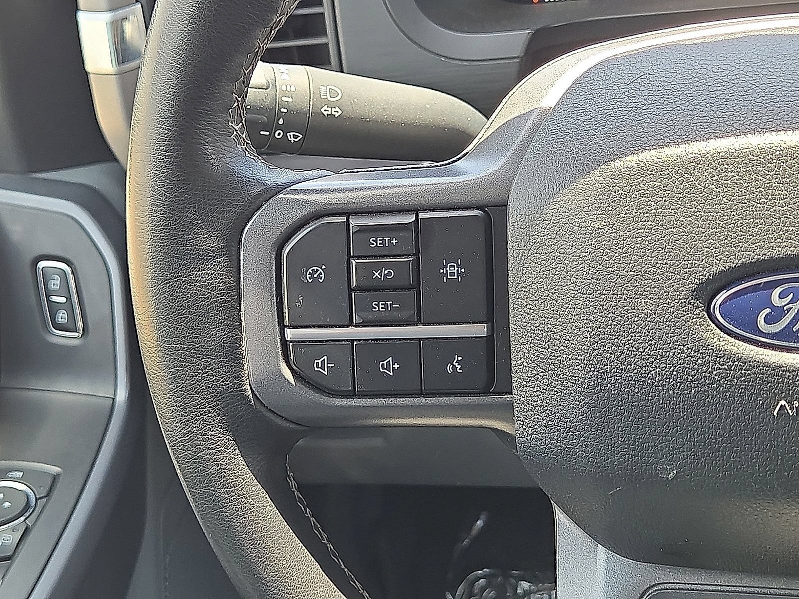 Used 2025 Ford F150 XLT w/ Equipment Group 301A Standard AWD/4WD image 18