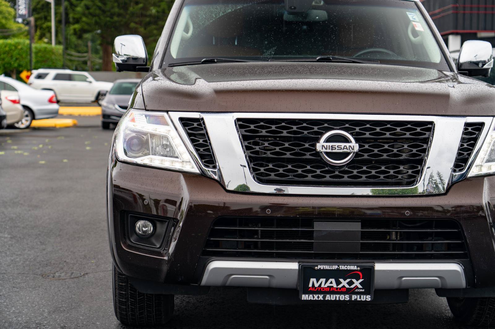 Used 2017 Nissan Armada Platinum w/ Captain Seat Package AWD/4WD image 5