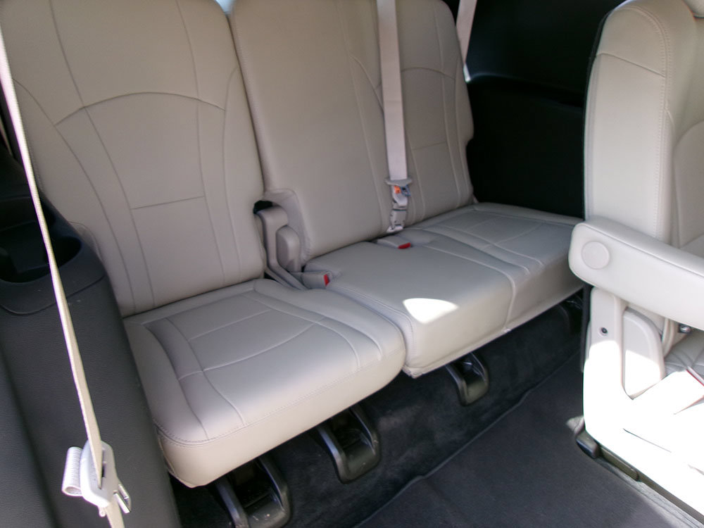 Used 2021 Buick Enclave Essence AWD/4WD image 11