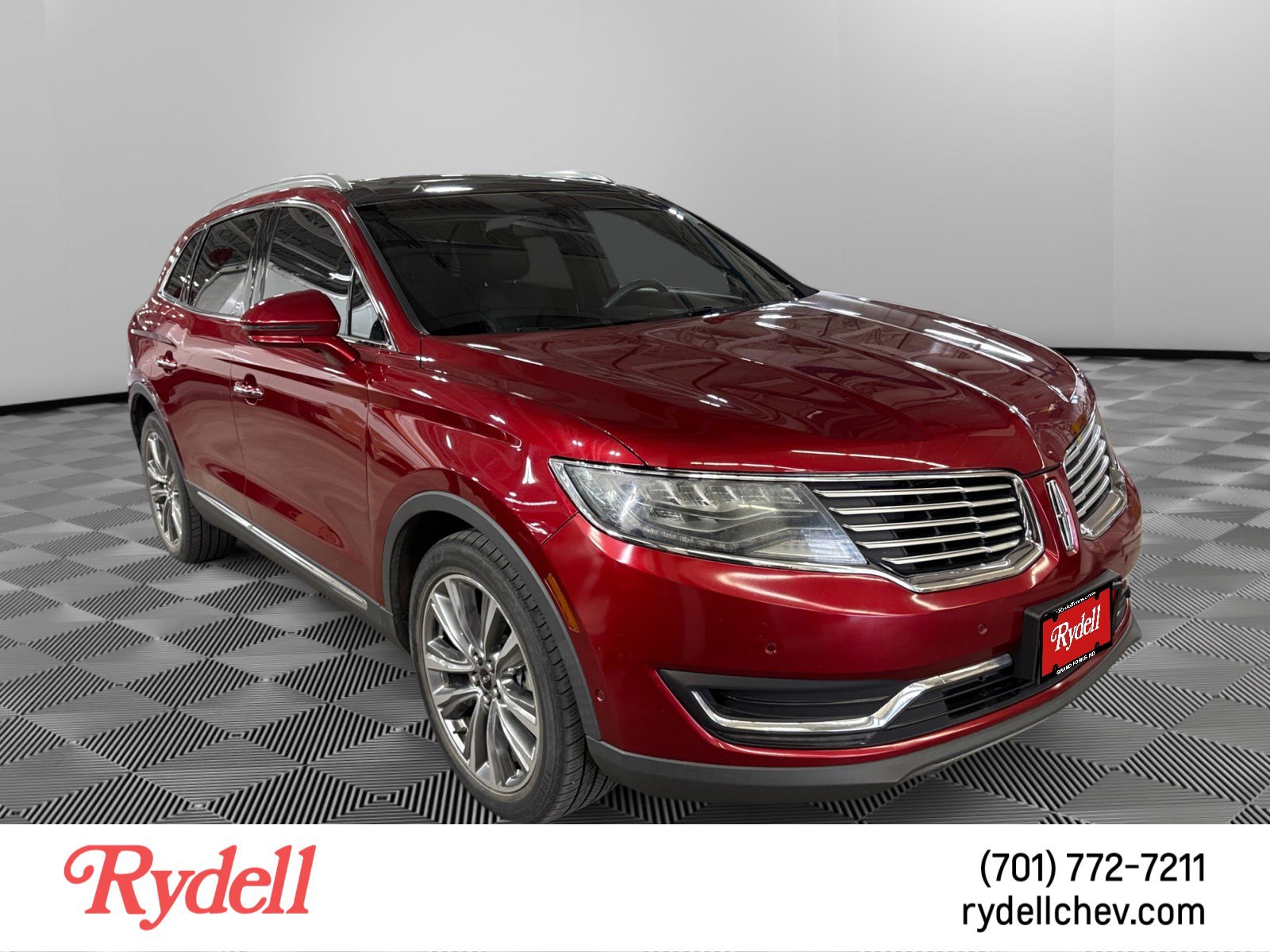 Used 2016 Lincoln MKX Reserve w/ Luxury Package AWD/4WD image 4