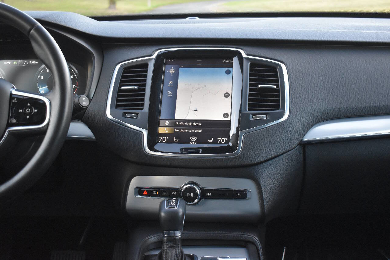 Used 2017 Volvo XC90 T6 Momentum w/ Vision Package image 25