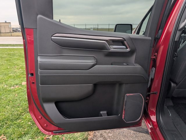 Used 2023 Chevrolet Silverado 1500 LTZ w/ Technology Package image 12