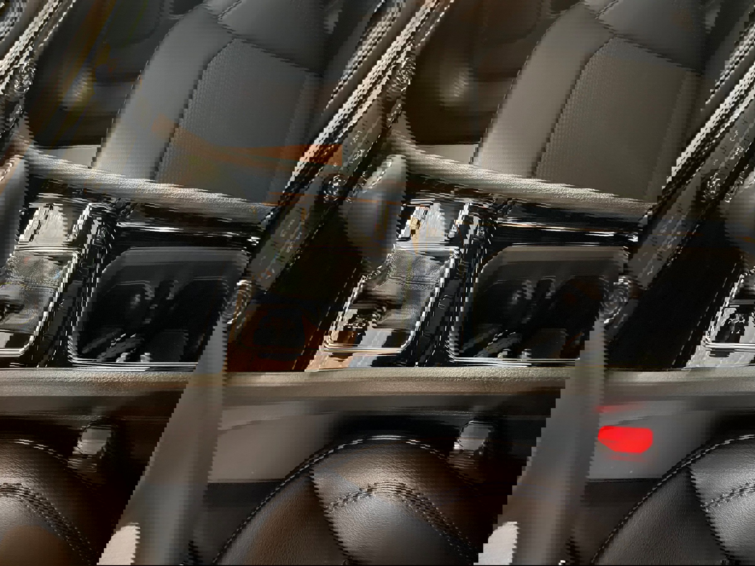 New 2026 Jeep Compass Latitude image 11