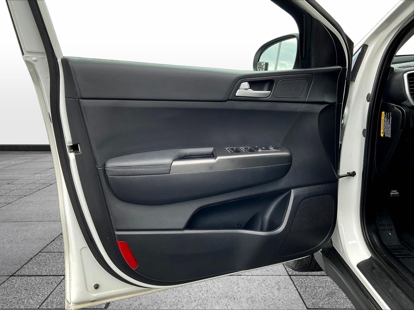 Used 2020 Kia Sportage LX AWD/4WD image 23