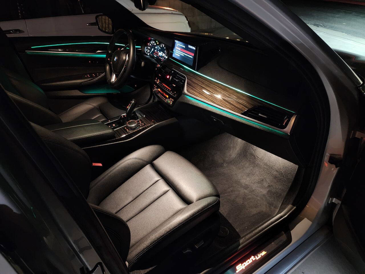 Used 2018 BMW 530i image 32