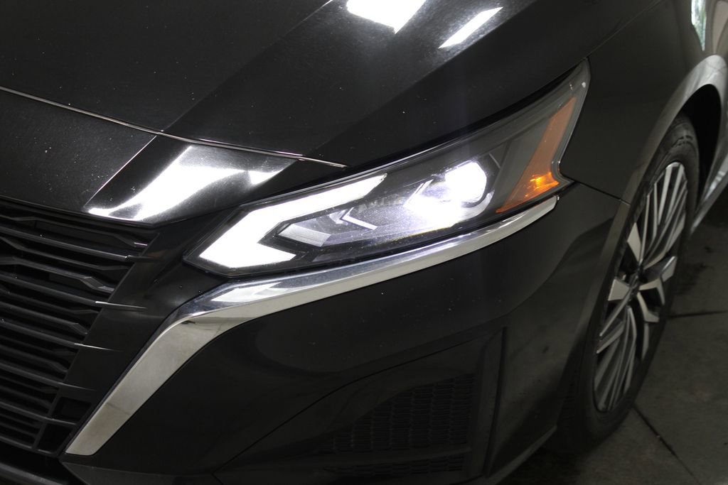 Used 2024 Nissan Altima 2.5 SV FWD image 50