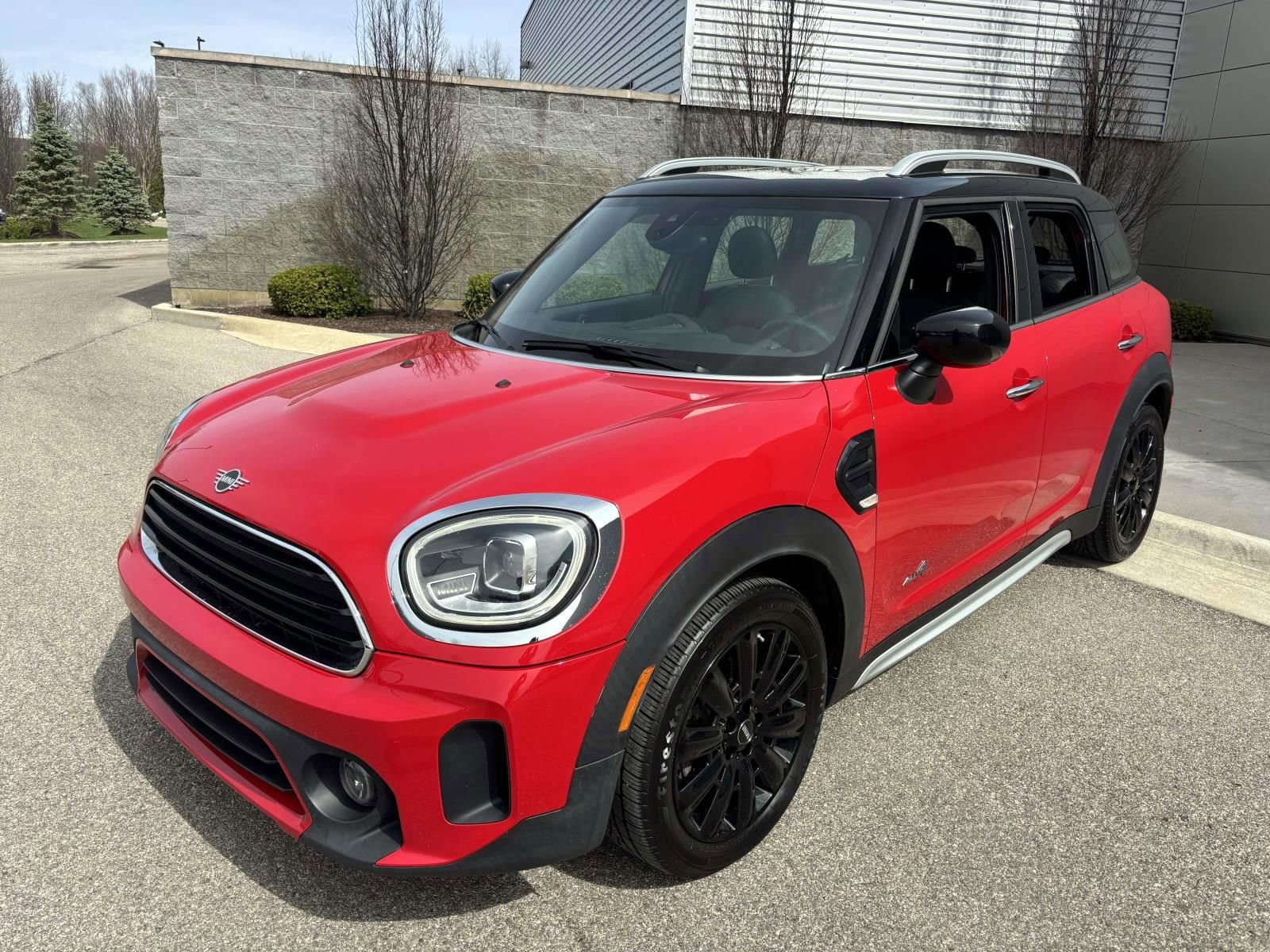 Used 2021 MINI Cooper Countryman ALL4 image 1
