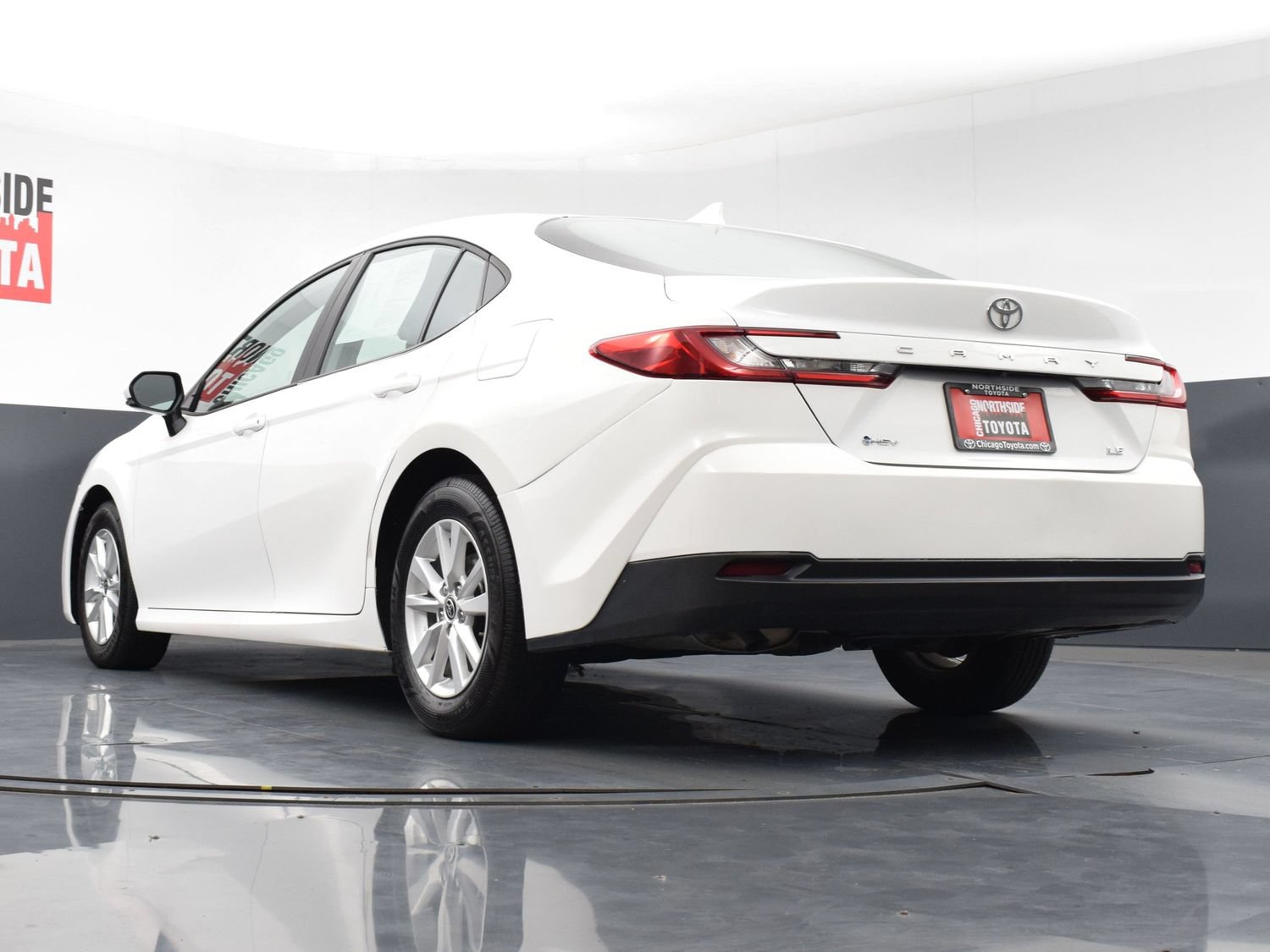 Used 2025 Toyota Camry LE FWD image 27